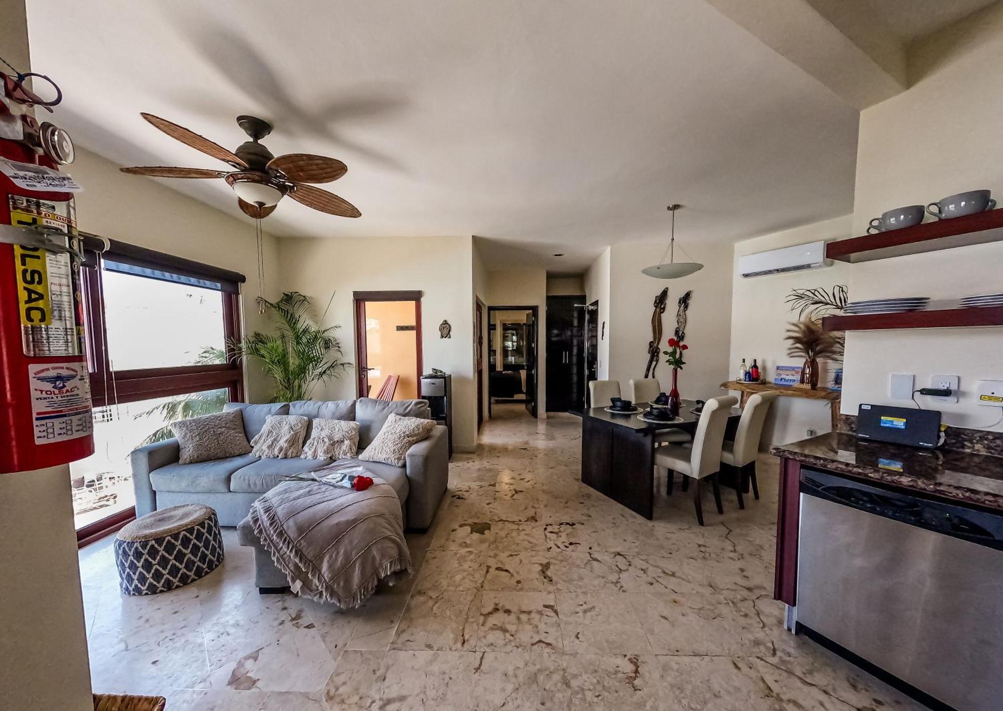 Beachfront Chic At El Faro Apartamento Playa del Carmen