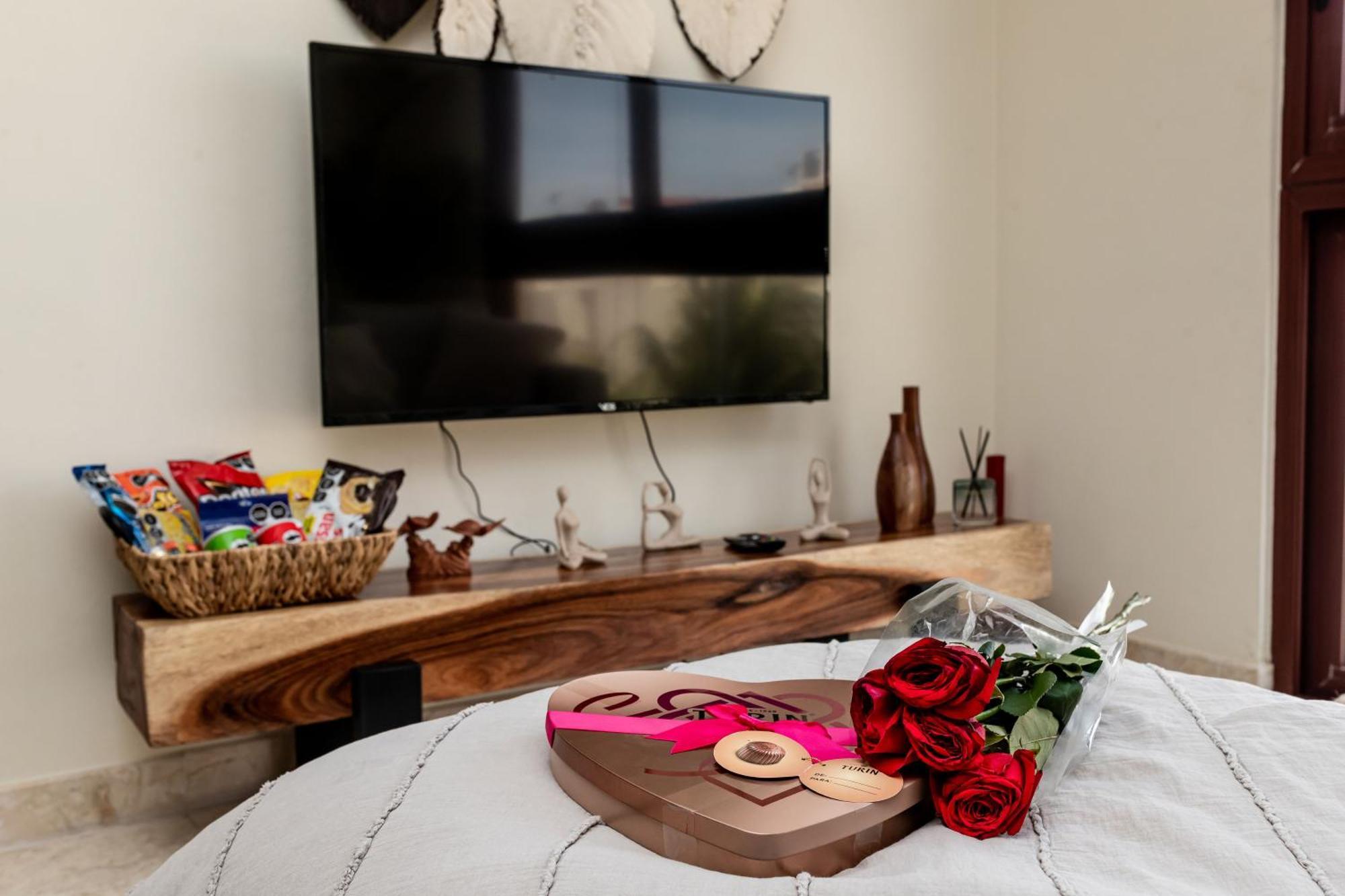 Beachfront Chic At El Faro Apartamento Playa del Carmen